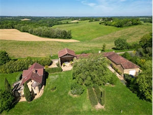 demeure à la vente -   32190  VIC FEZENSAC, surface 645 m2 vente demeure - UBI474663707